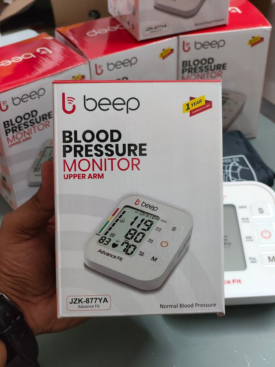 BLOOD PRESSURE MONITOR
